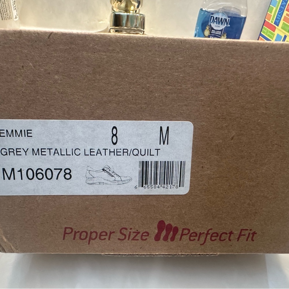 Munro Grey Metallic Leather Sneakers